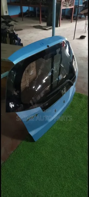 Honda Fit Boot