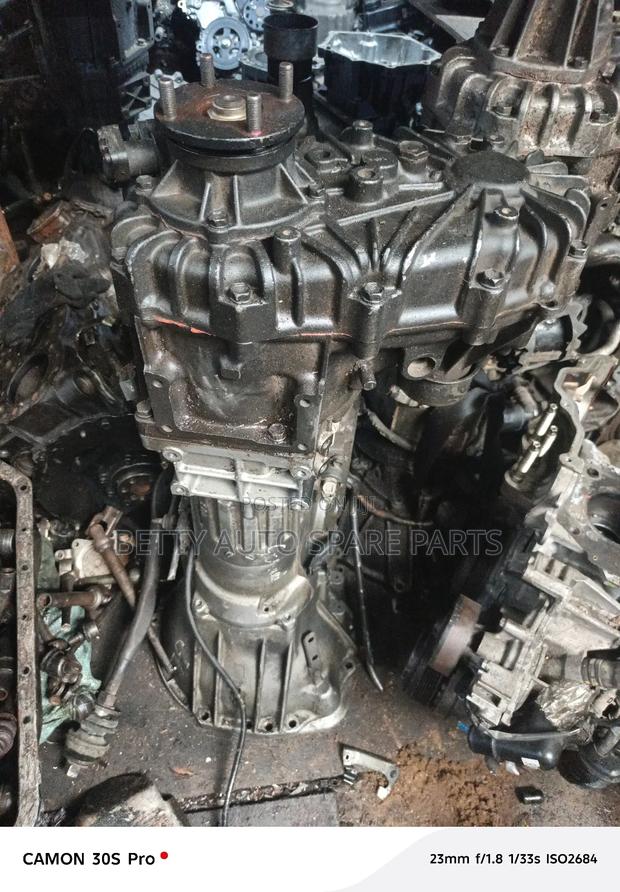 Toyota Hiace 7 L Gearbox Auto 4 Wd 1kd - main view