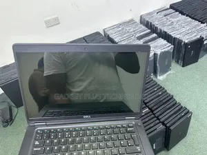 Laptop Dell Latitude 5450 8GB Intel Core I5 SSD 256GB