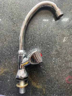Lirlee Kitchen Tap Flamingo Silver)