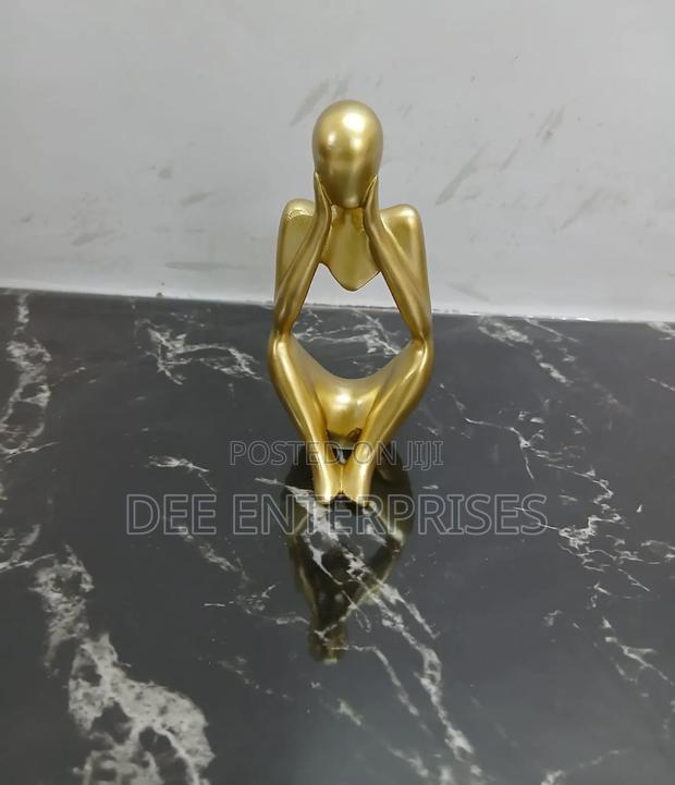 Thinker Man Statues - thumbnail 2