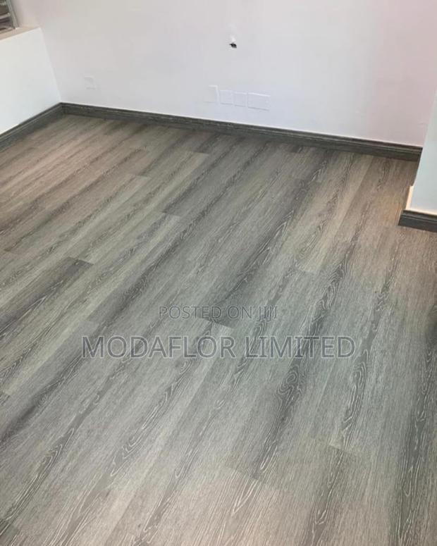 SPC Waterproof Flooring – Durable Elegant Finish - main view