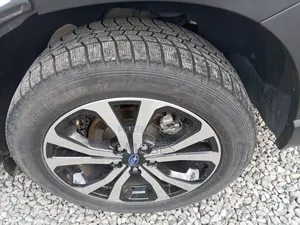 Subaru Forester 2019 Pearl