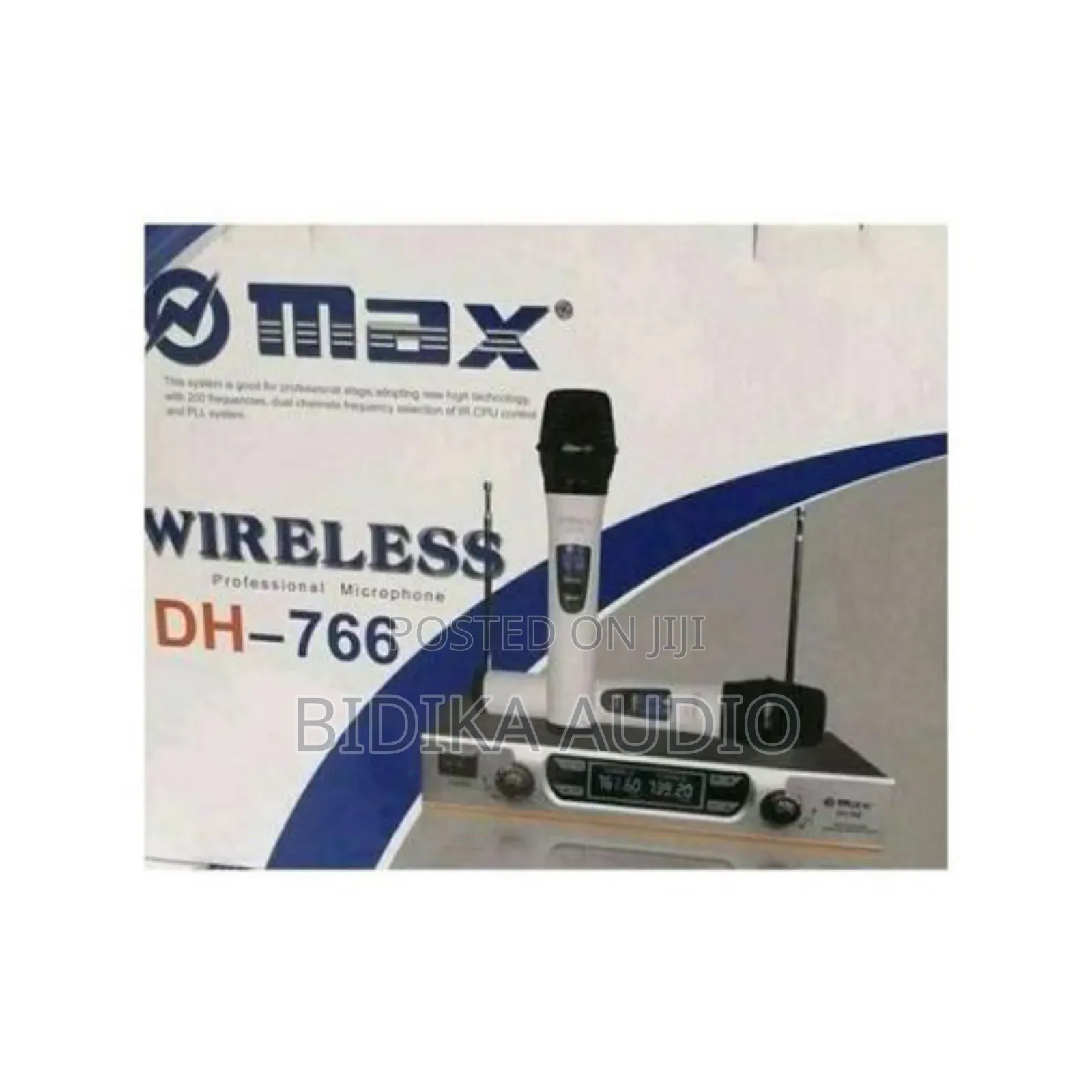 BNK Bk8400 4 Wireless Microphone Set