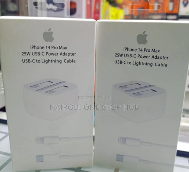 25w Usb-C Quick Charger Lightning Cable Combo for Apple Devices - main view