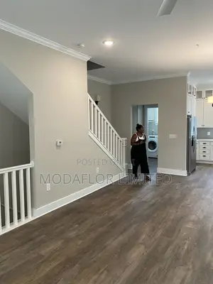 Luxury SPC Vinyl Flooring – Waterproof Stylish