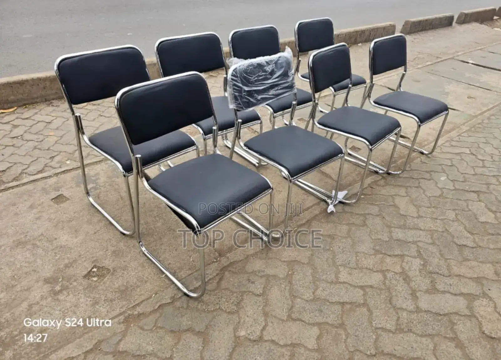 Cfa Visitors Chairs