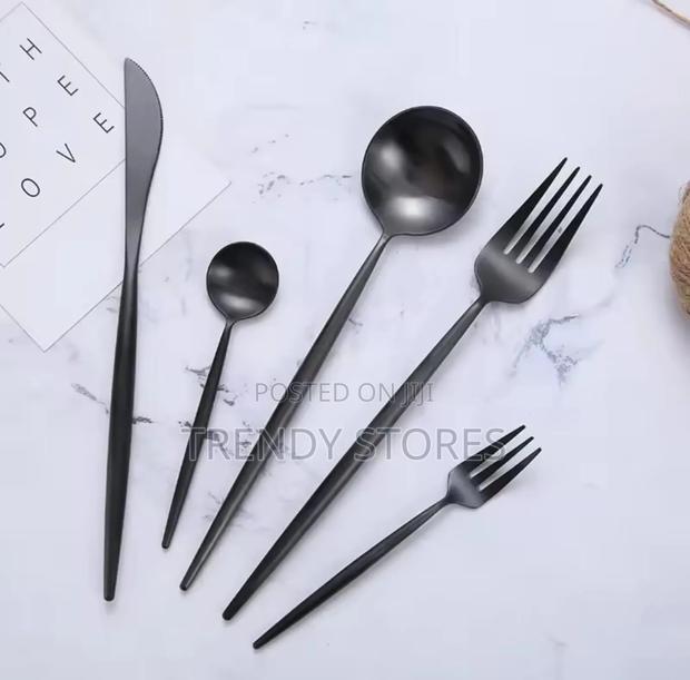 Cutlery Set