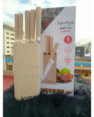 6 PCS Signature Knife Set With a Stand
