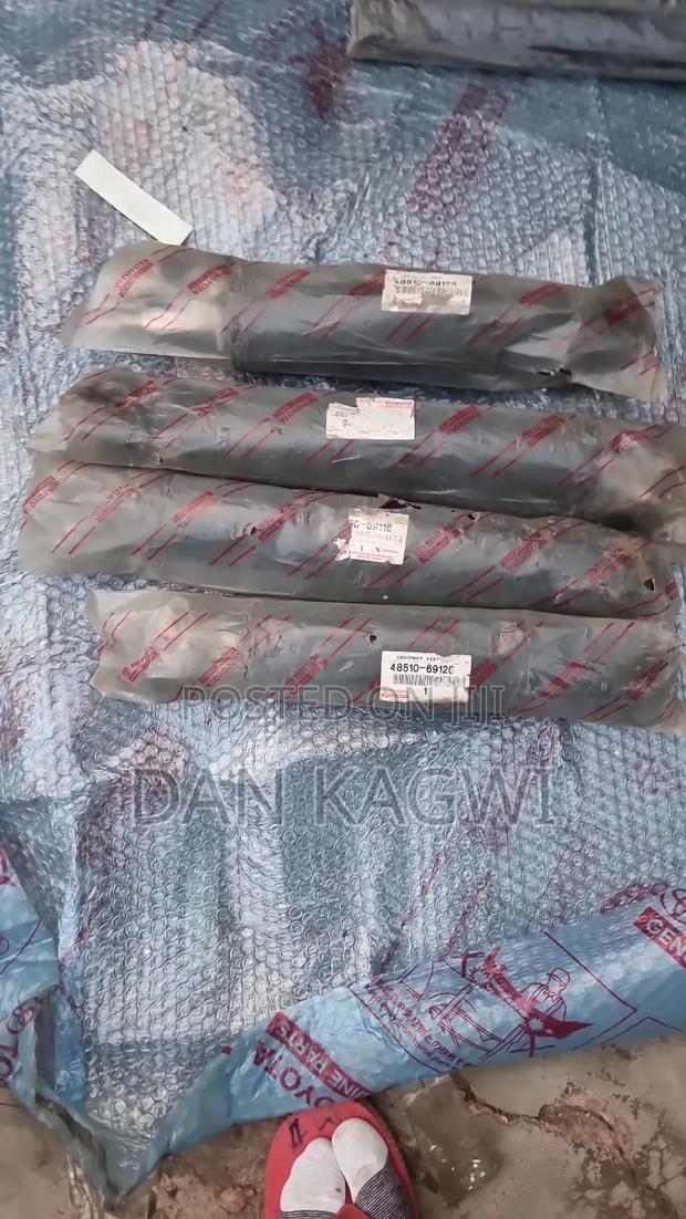 Toyota Landcruiser V8 100 Series Shock Absorbers