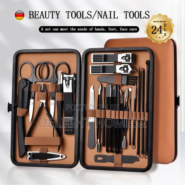 Grooming Manicure Nail Care Set_re