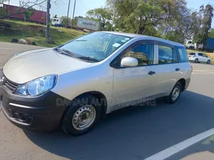 Nissan Advan 2017 Silver