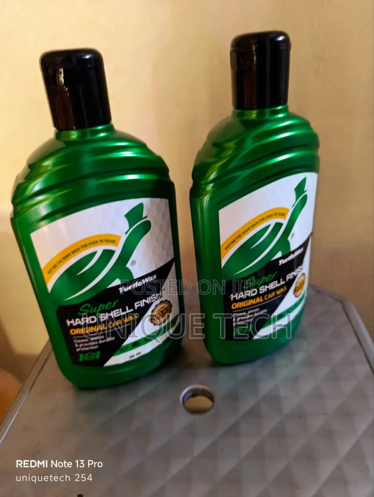 Turtle Wax Hard Shell Car Wax for Long-Lasting Shine