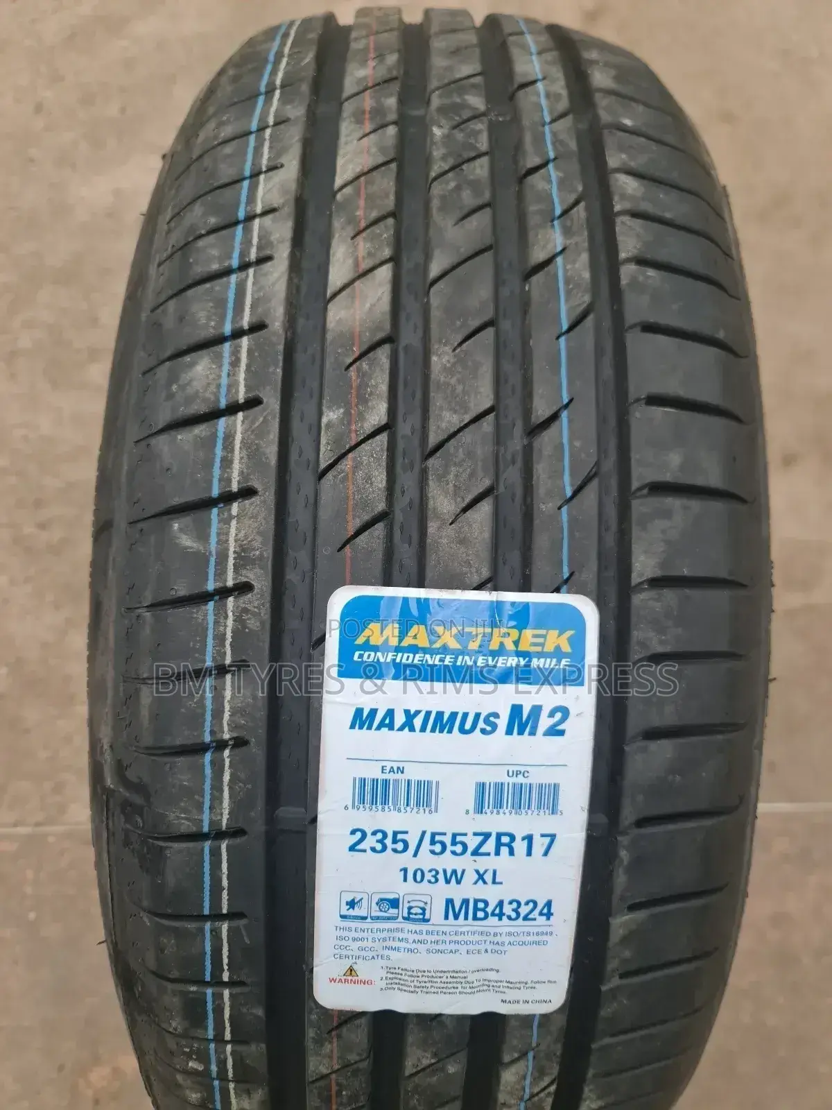 235 /55 R17 Maxtrek Tyres (Maximus M2).