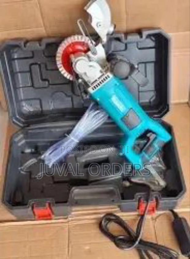 Wall Chaser Makita - main view