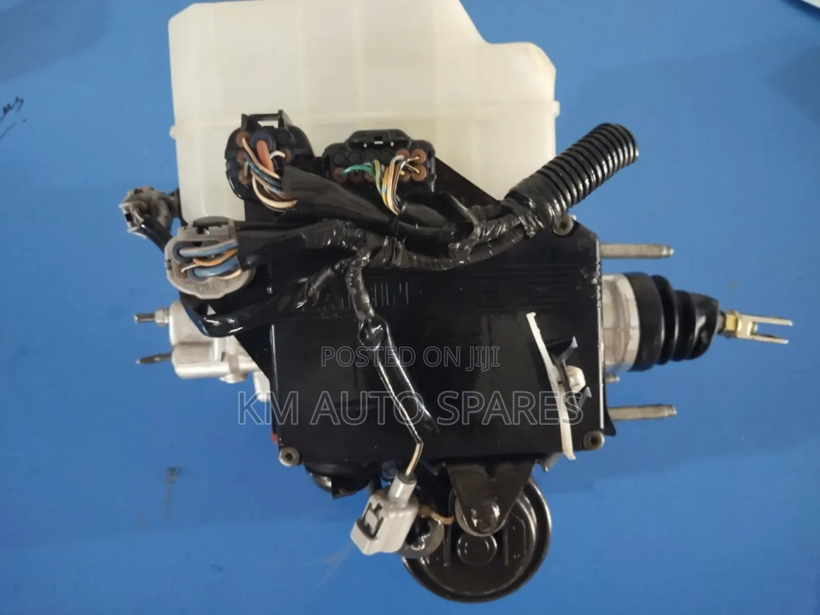 Toyota Land Cruiser 100 Series/J100 Abs Brake Booster/Master Cylinder.