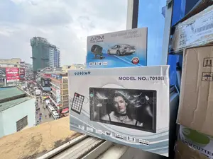 Full High Definition Player 7" Video Player. Free Reverse Camera