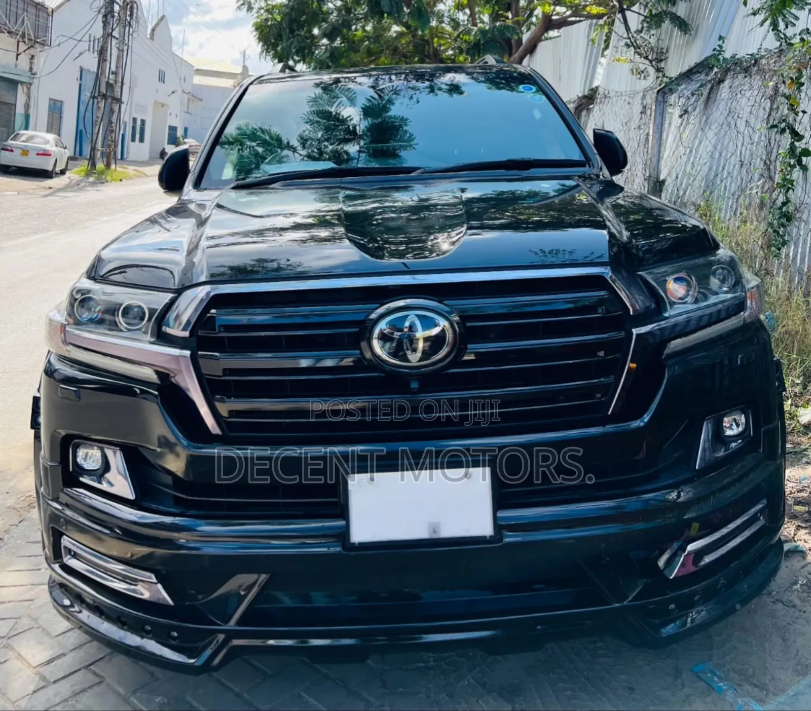 Toyota Land Cruiser 4.6 V8 ZX 2019 Black