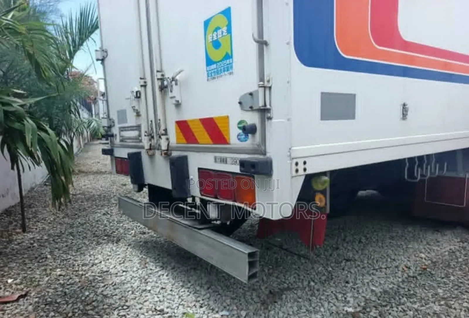 Isuzu Forward Freezer