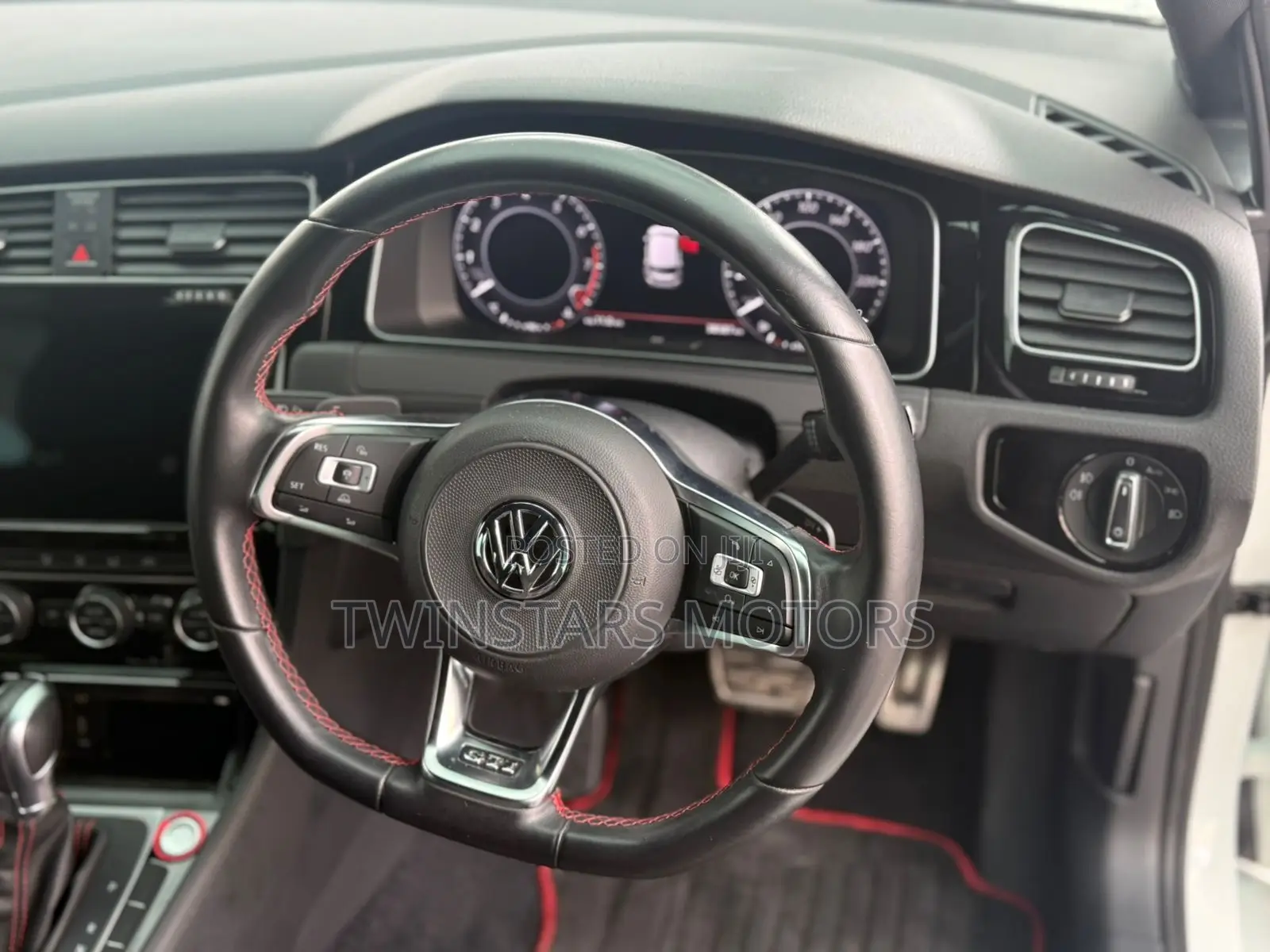 Volkswagen Golf 2019 White