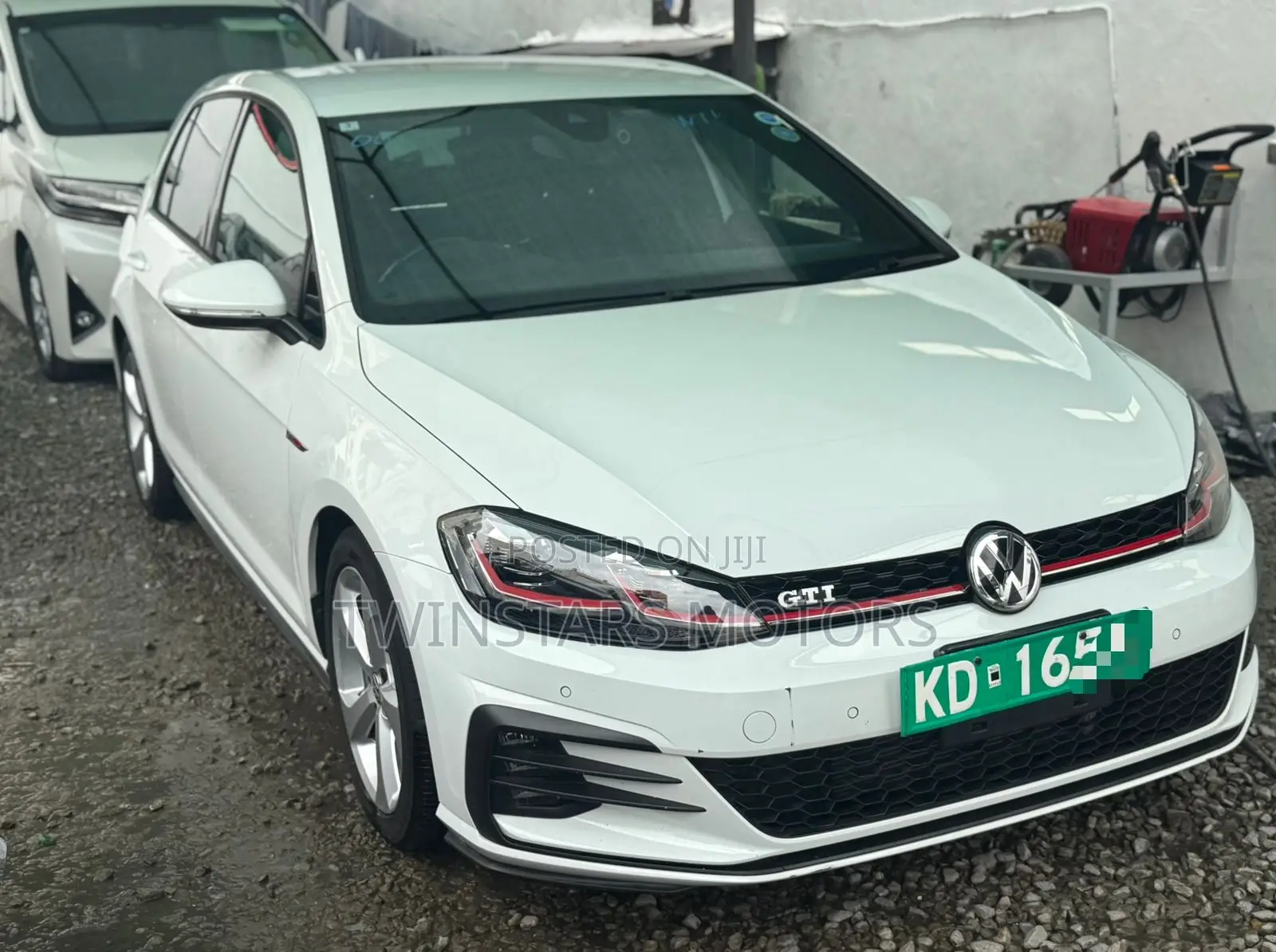 Volkswagen Golf 2019 White