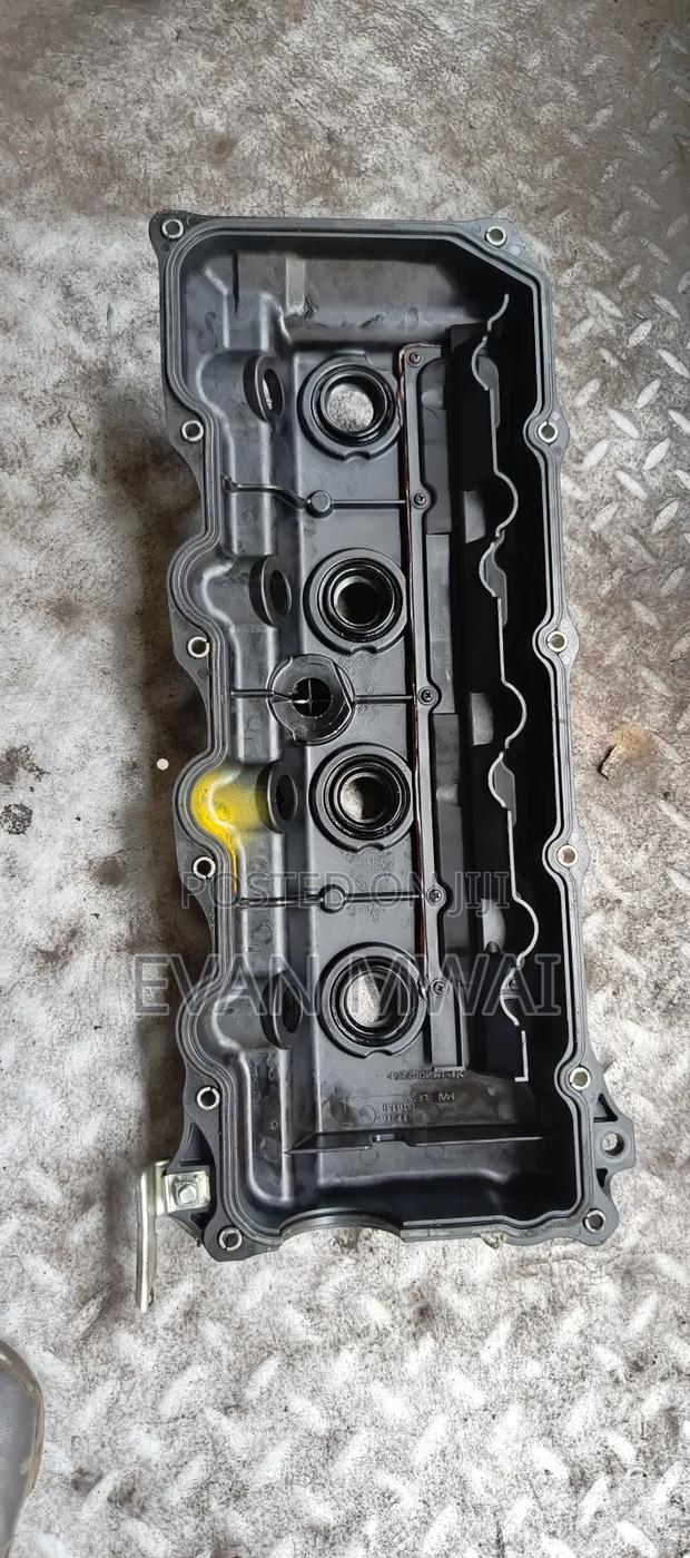 Toyota 7l Engine Top Cover 2kd New Model