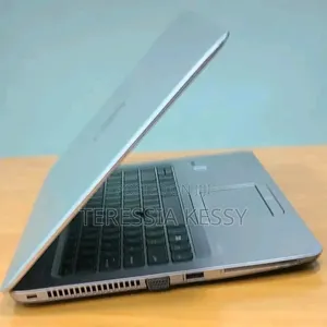 Laptop HP EliteBook 820 G3 8GB Intel Core i5 SSD 256GB