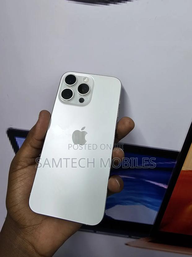 Apple iPhone 15 Pro Max 512 GB Silver - thumbnail 3