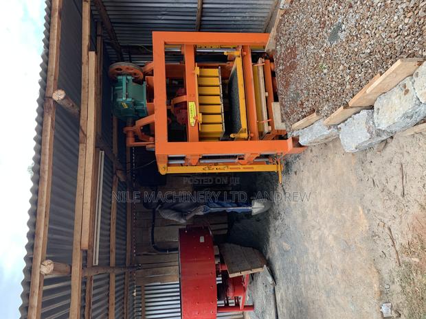 Paving Block(60mm) Making Machines - thumbnail 3