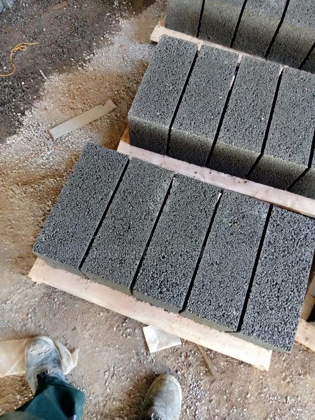 Solid Brick Making Machines - thumbnail 2