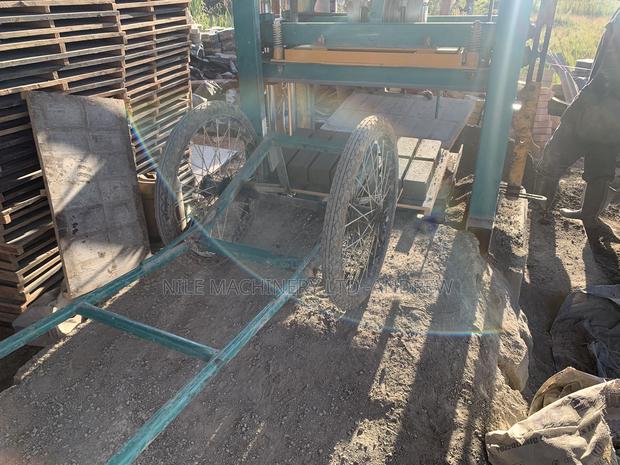 Square Paving Block Making Machines - thumbnail 3