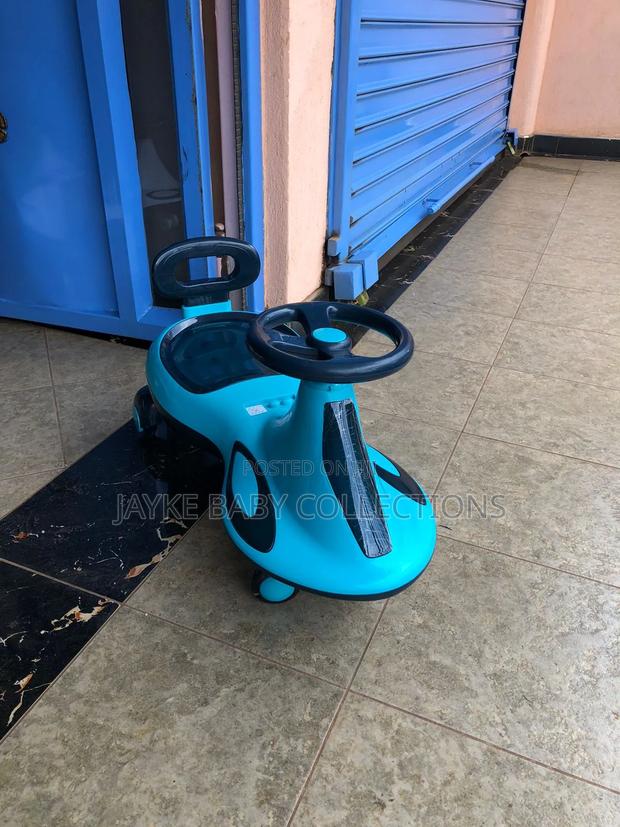 Kids Swing Car Ride-on Vehicle - thumbnail 7