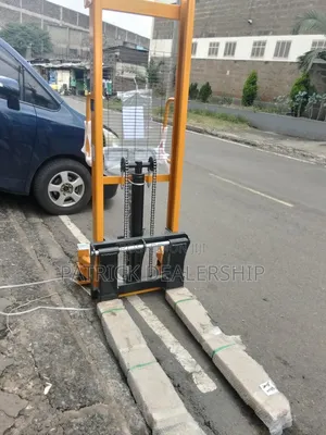 Durable Manual Stacker