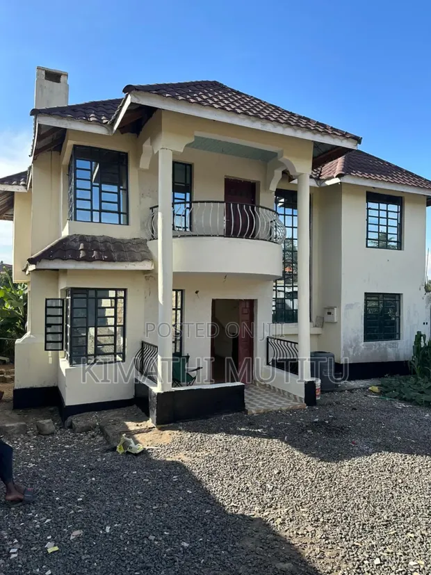 4bdrm Maisonette in Kandisi for sale