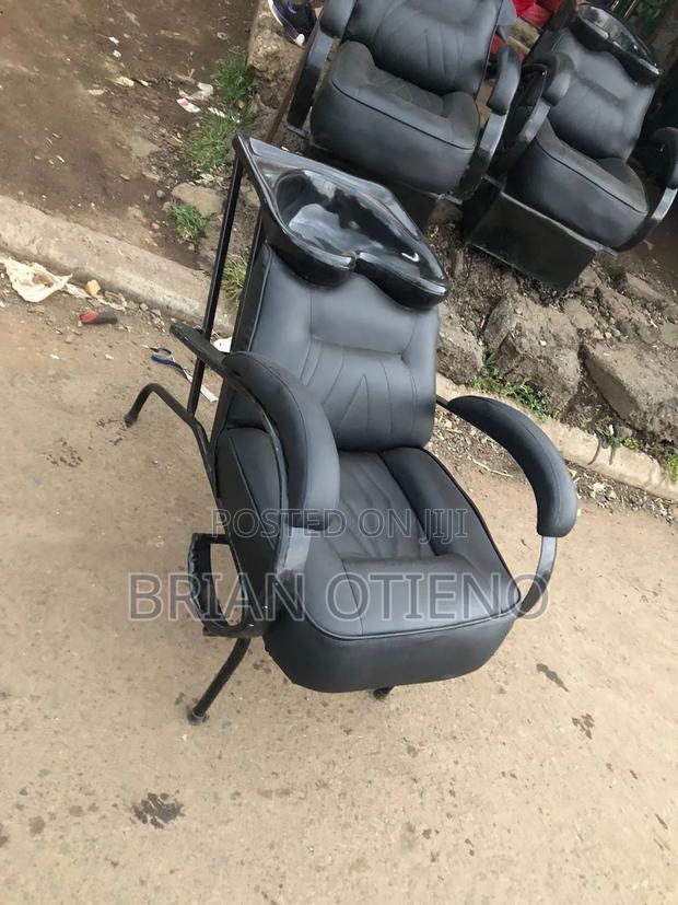 Simple Saloon Sinks With Affordable Prices - main view