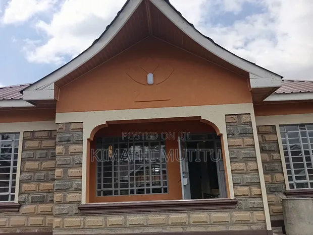 4bdrm Bungalow in Smith Hotel, Ongata Rongai for sale