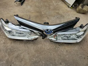 Axio/ Fielder 165 Headlights Non Xenon
