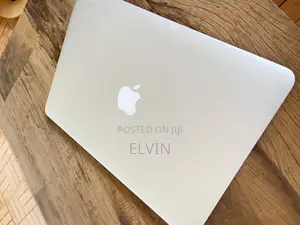 Laptop Apple MacBook Air 4GB Intel Core i5 SSD 128GB