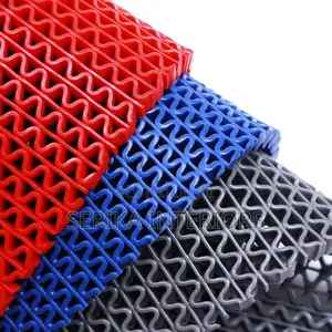 Perforated Rubber Mats Environmental Friendly Bathroom Mats