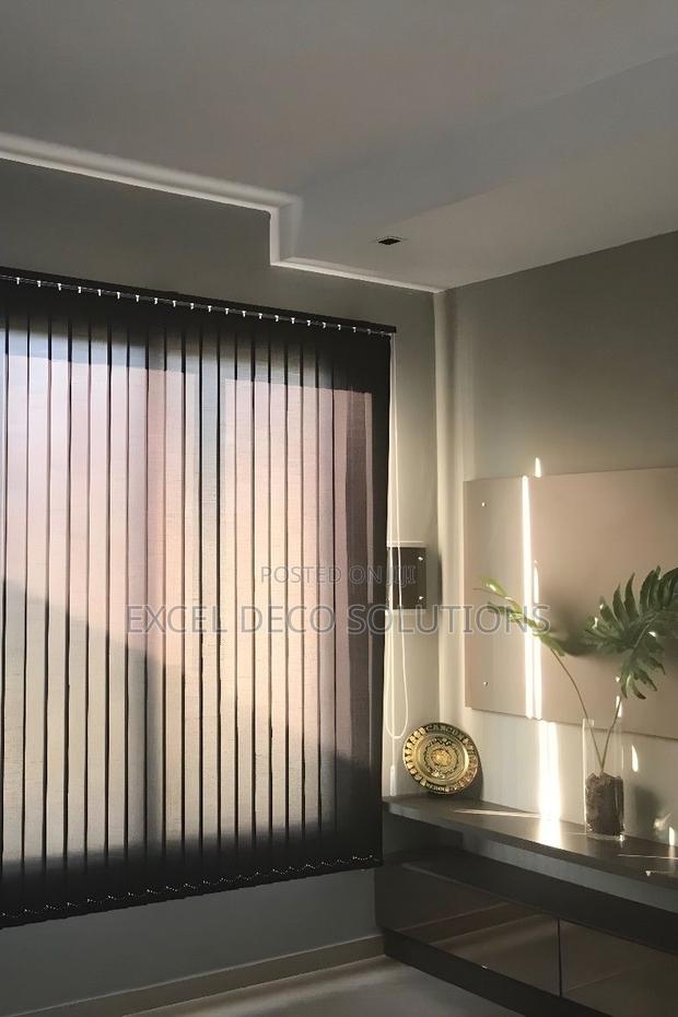 Affordable Vertical Blinds – Transform Your Office Space