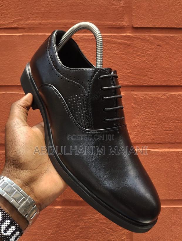 Official Shoes  - thumbnail 5