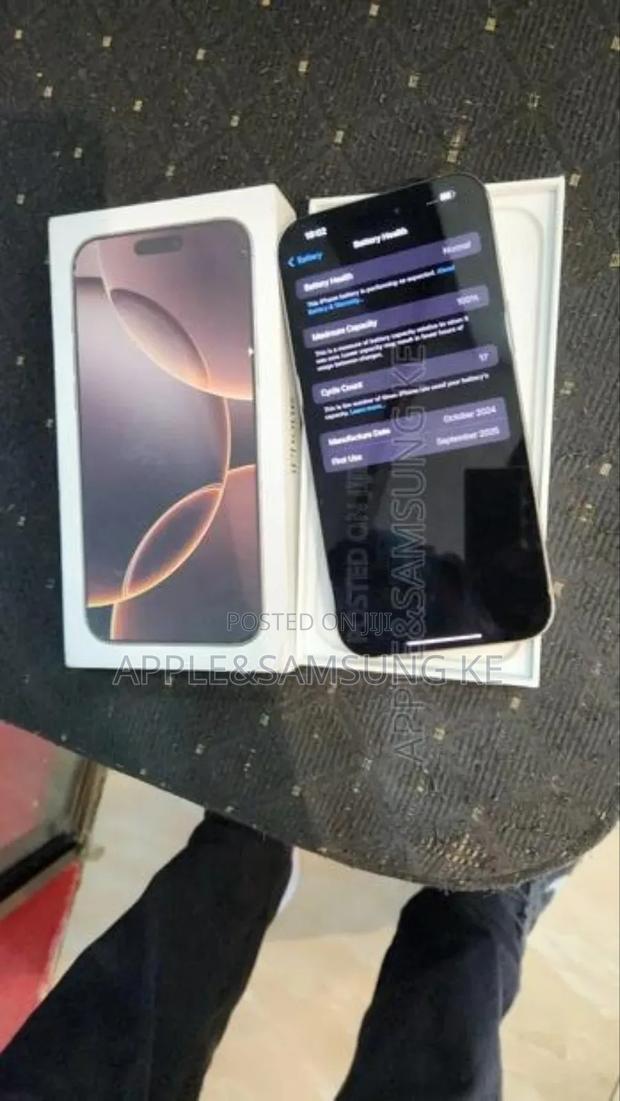 Apple iPhone 16 Pro Max 256 GB White - thumbnail 3