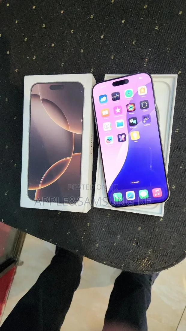 Apple iPhone 16 Pro Max 256 GB White - thumbnail 4
