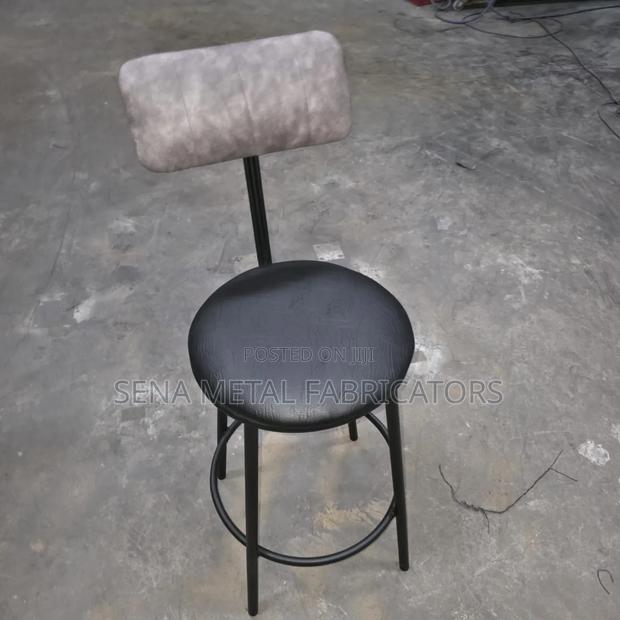 Armless Bar High Stools Are Very Comfortable - thumbnail 2