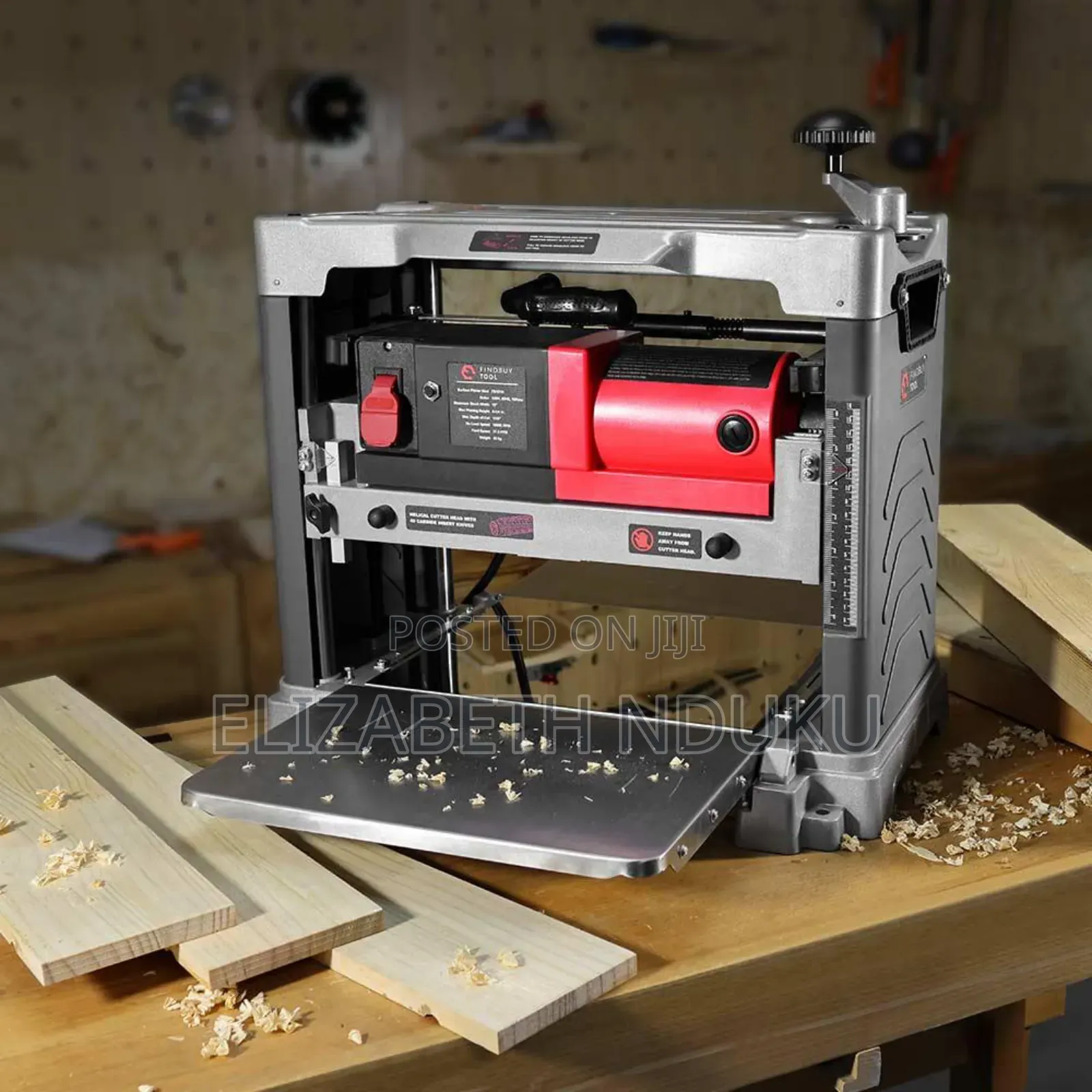 Smooth Operating Thickness Planer
