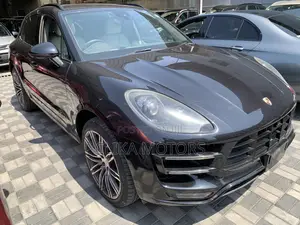 Porsche Macan Turbo 2016 Black