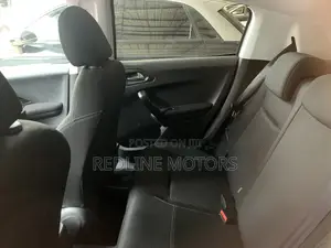 Peugeot 208 2018 White