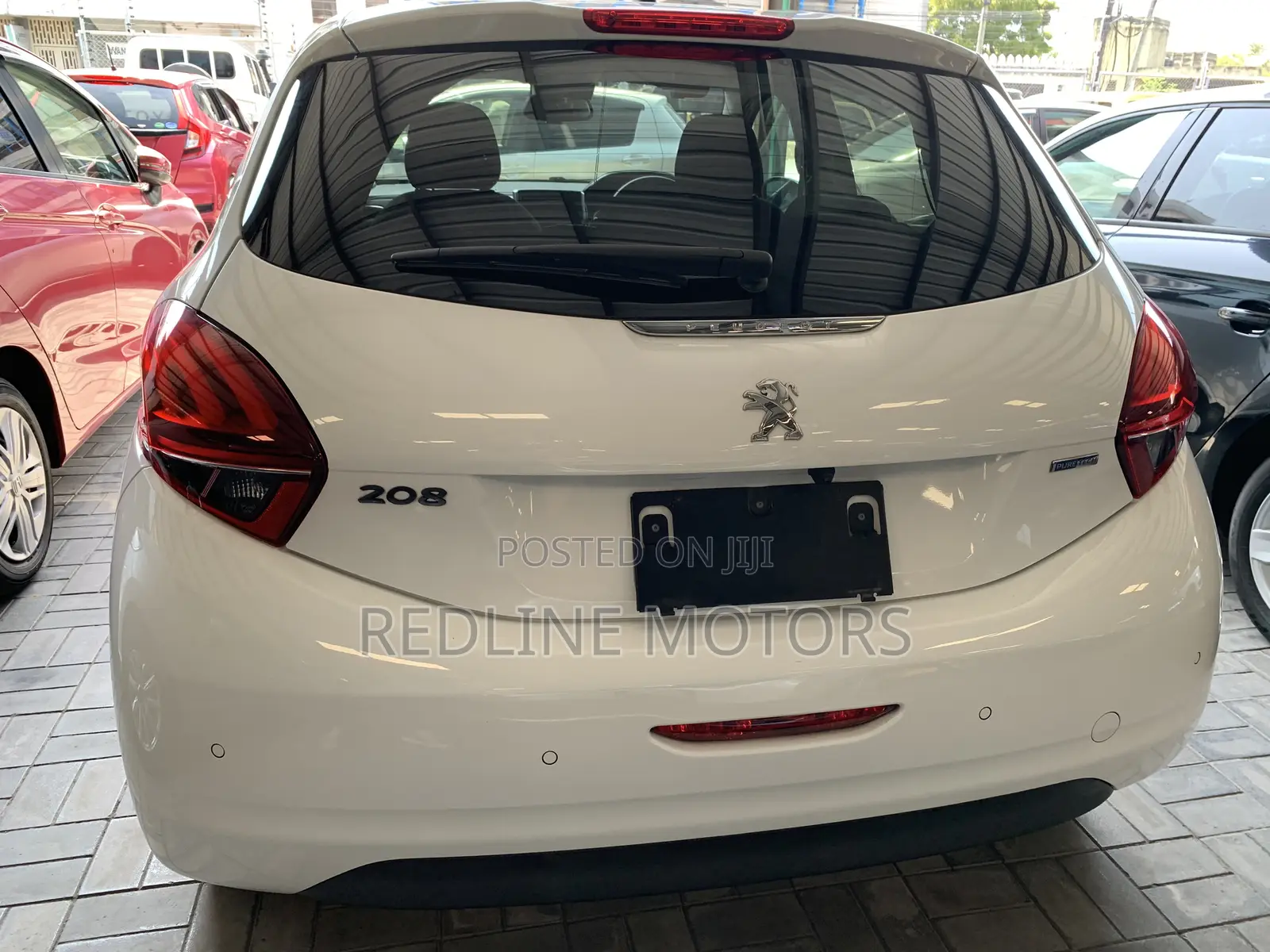 Peugeot 208 2018 White