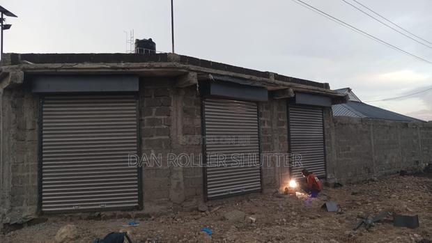 Transparent Polycarbonate Roller Shutter Door - thumbnail 3