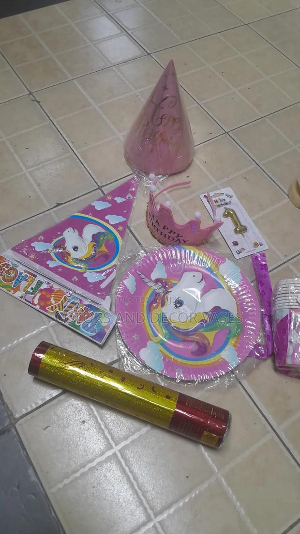 Unicorn Plates, Cups, Banner and Hats - main view